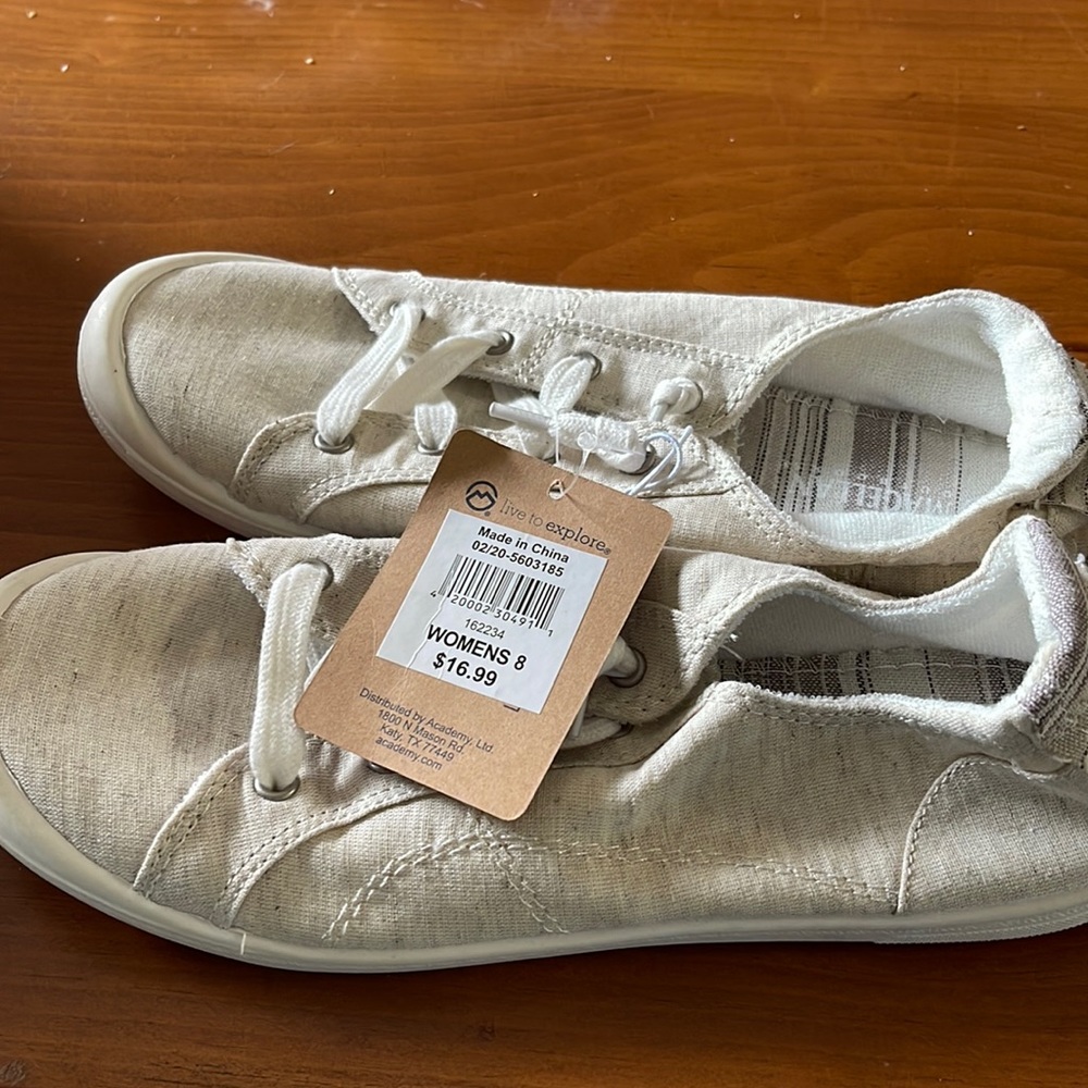 Womens sneakers